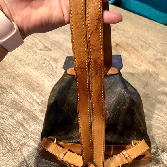 (SOLD) Louis Vuitton Montsouris MM - Picture 5 of 13